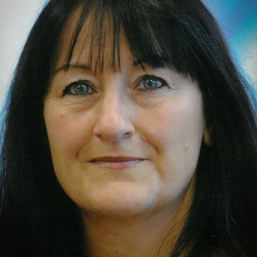 Susan J Andrews