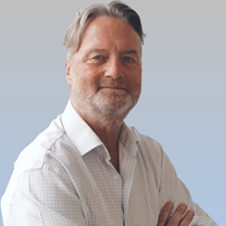 Nick Groom
